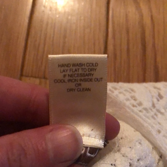 Arden white lace top - Picture 4 of 4